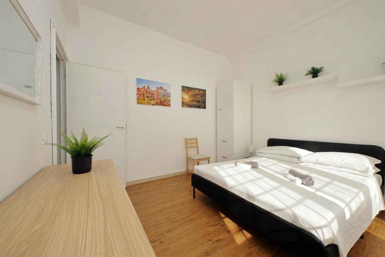 Zucchi Rooms Roma Exterior foto
